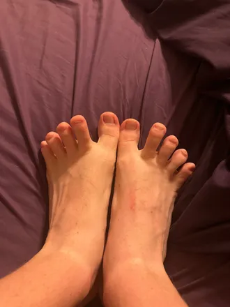 OnlyFans cuenta feetmcfeeterson header 2