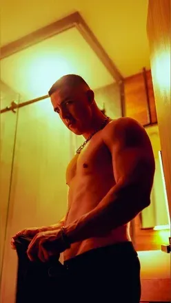 OnlyFans account  lalo_oconner avatar 1