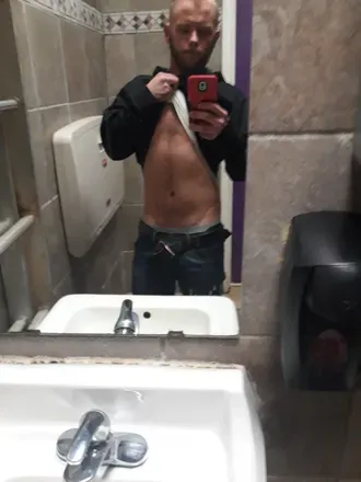 OnlyFans cuenta u6787991 header 2