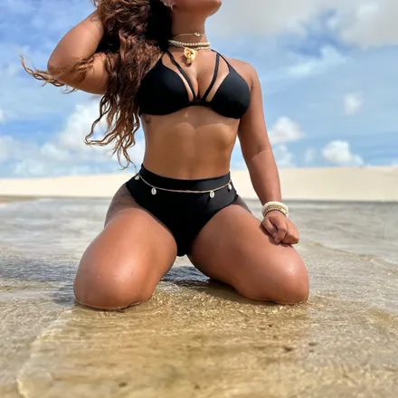 OnlyFans cuenta dra_morena header 2