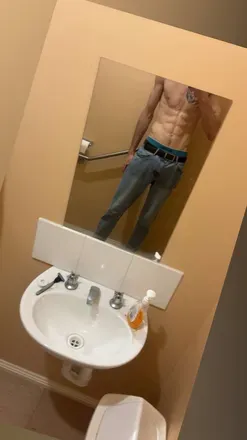 OnlyFans account  brodey2000 avatar 1