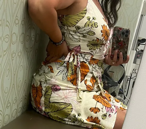 OnlyFans cuenta lolayoureatrip header 2