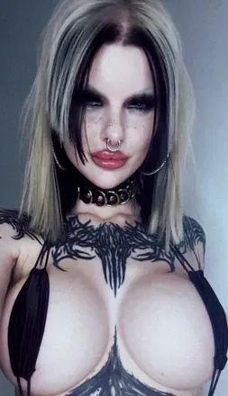 OnlyFans cuenta honeybabesugarpiie avatar 1
