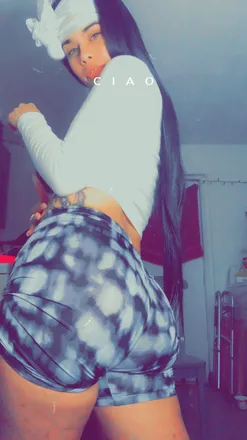 OnlyFans cuenta yella_mella899 header 2