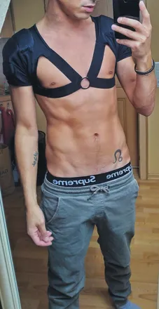 OnlyFans cuenta iamaspanishboyxxx header 2