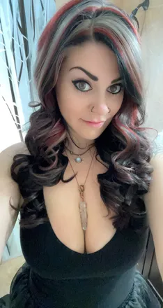 OnlyFans account  devine_goddess header 2