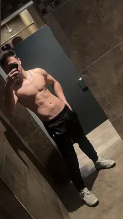 OnlyFans cuenta midnightss00 avatar 1