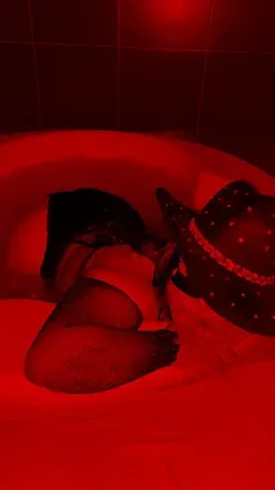OnlyFans cuenta kimsplaybae avatar 1