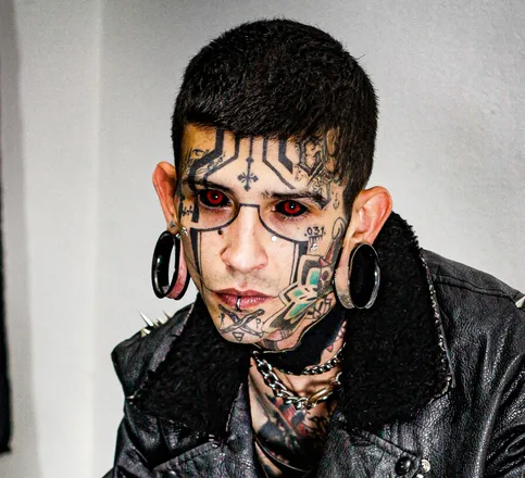 OnlyFans cuenta inglorio031 header 2