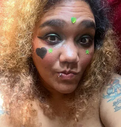 OnlyFans cuenta rainbowllamacorn avatar 1