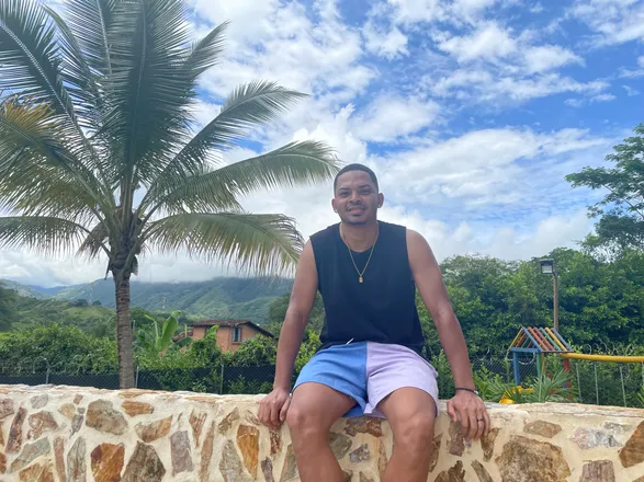 OnlyFans cuenta lucalo03 header 2