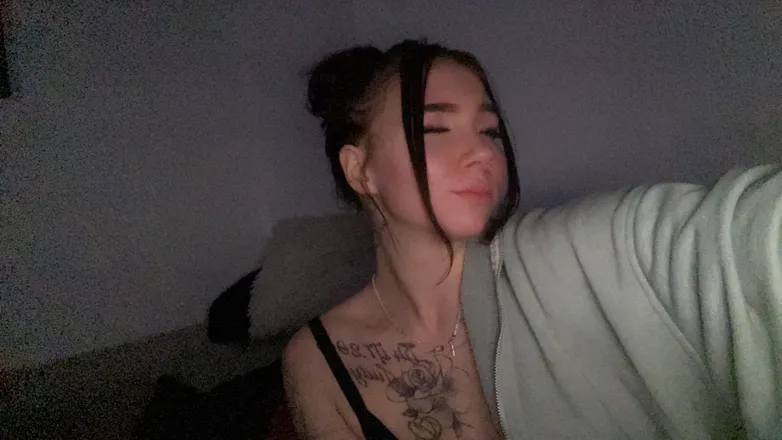 OnlyFans cuenta real_zoe header 2