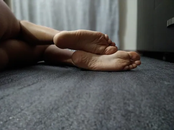 OnlyFans cuenta soft_feet_alexa header 2