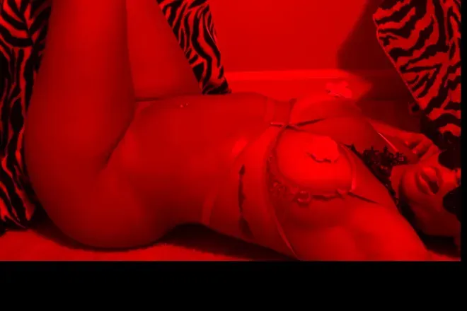 OnlyFans cuenta queenhotchocolate header 2