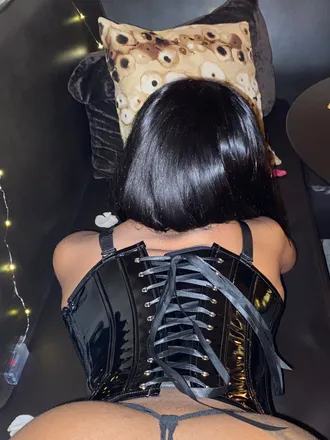 OnlyFans cuenta thereal.kisses header 2