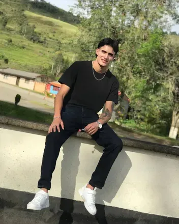 OnlyFans cuenta alejo2020jajaja avatar 1