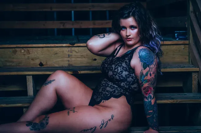 OnlyFans cuenta tattedbeauty1 header 2