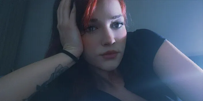 OnlyFans cuenta rosie8567 header 2
