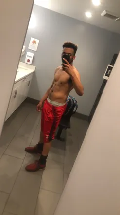 OnlyFans cuenta lovejonesfinest header 2