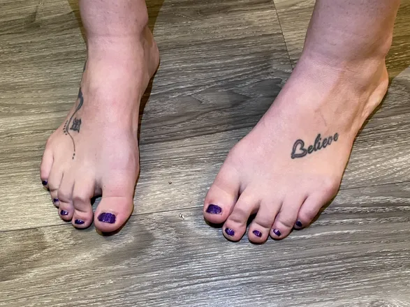 OnlyFans cuenta kayscutefeet header 2