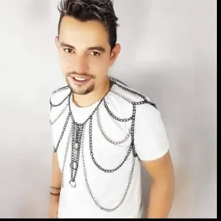 OnlyFans cuenta onnroo header 2