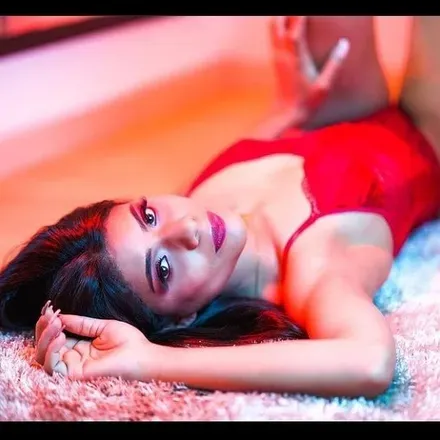 OnlyFans cuenta marniie header 2