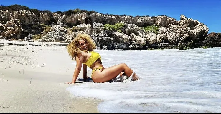 OnlyFans cuenta u185085217 header 2