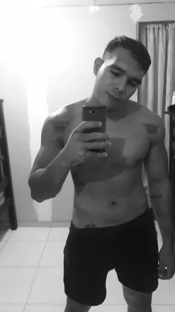 OnlyFans cuenta tinhdez10 header 2