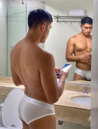 OnlyFans account  bal94 avatar 1