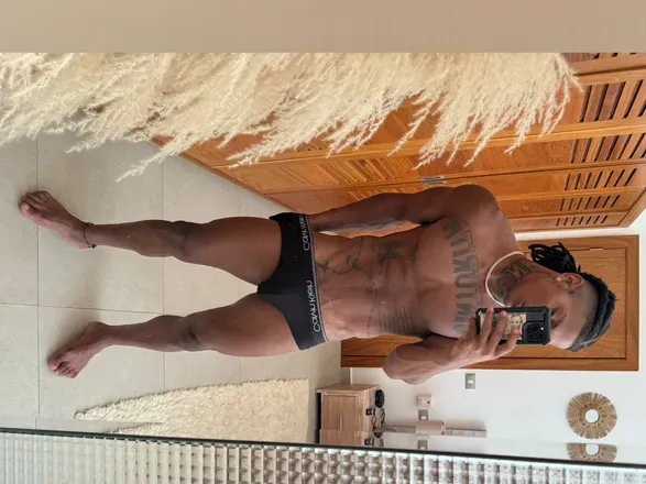 OnlyFans cuenta cinturita header 2
