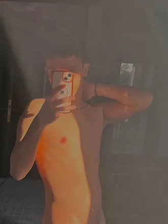 OnlyFans cuenta gonzatwink header 2