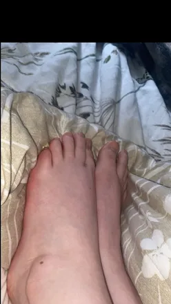 OnlyFans cuenta fizzyfeetfun header 2