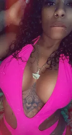 OnlyFans cuenta laintensa02 header 2