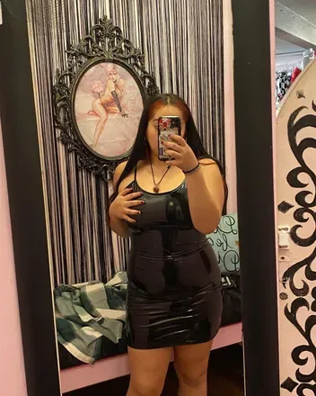 OnlyFans account  cherryanon avatar 1