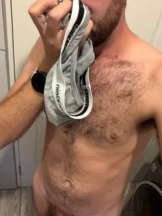 OnlyFans cuenta hung_millennial avatar 1