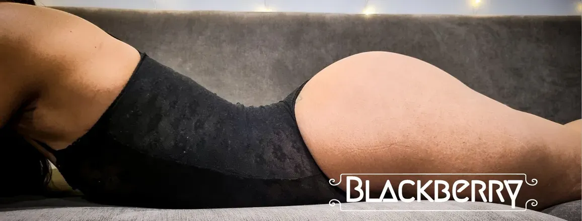 OnlyFans cuenta mayblackberry header 2