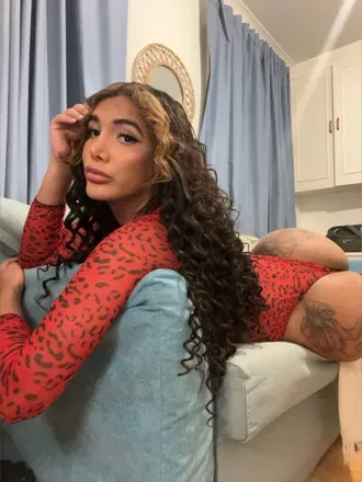 OnlyFans cuenta lucianabermudez_1128 header 2