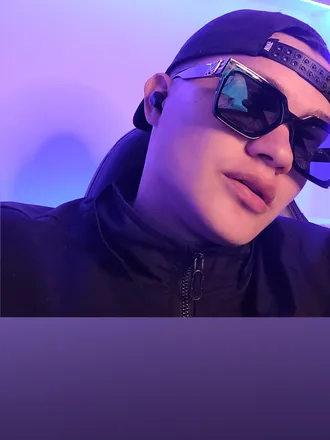 OnlyFans cuenta wilsonkahler header 2