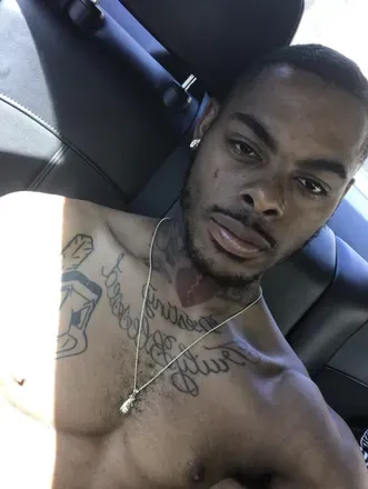 OnlyFans account  youngflame3 avatar 1