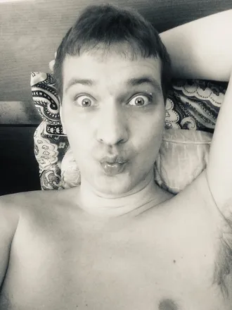 OnlyFans cuenta alexchamp header 2