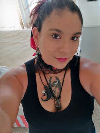 OnlyFans cuenta honey_luv18 header 2