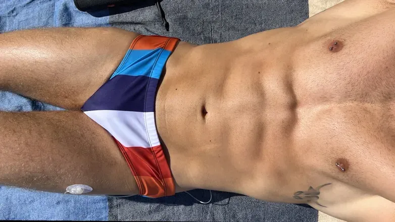 OnlyFans cuenta mikee97 header 2