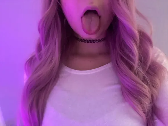 OnlyFans account  doomia avatar 1