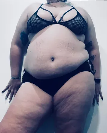 OnlyFans account  dezeraytodd avatar 1