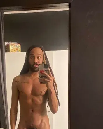 OnlyFans cuenta sirchucklesthe2 avatar 1