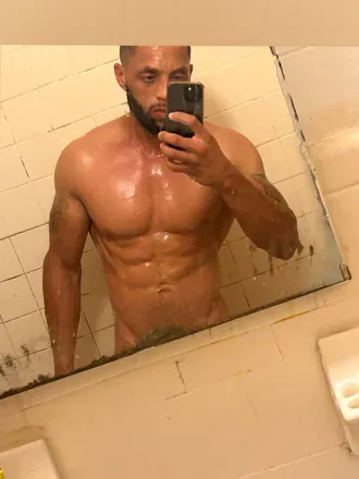 OnlyFans cuenta mr.december85 avatar 1