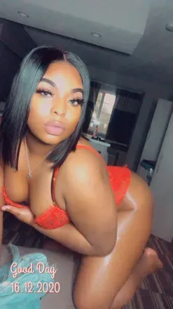 OnlyFans cuenta osocarmen avatar 1