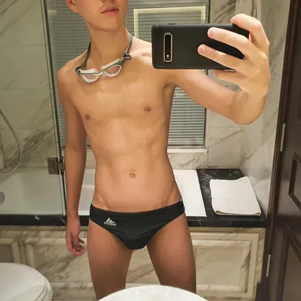 OnlyFans cuenta speedoboytaro avatar 1