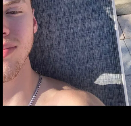 OnlyFans cuenta johndoe0512 header 2