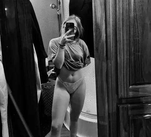 OnlyFans cuenta unbotheredcowgirl header 2